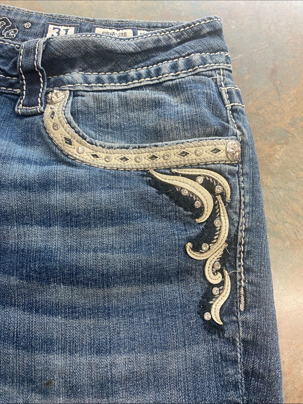 Miss Me Blue Denim Shorts with Ivory Embroidery - Picture 4 of 11
